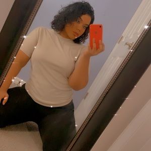 Meet your Posher, Natasha